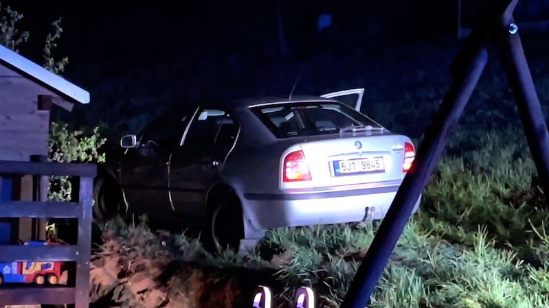 Policie postřelila řidiče, který před ní prchal po D1 u Prahy